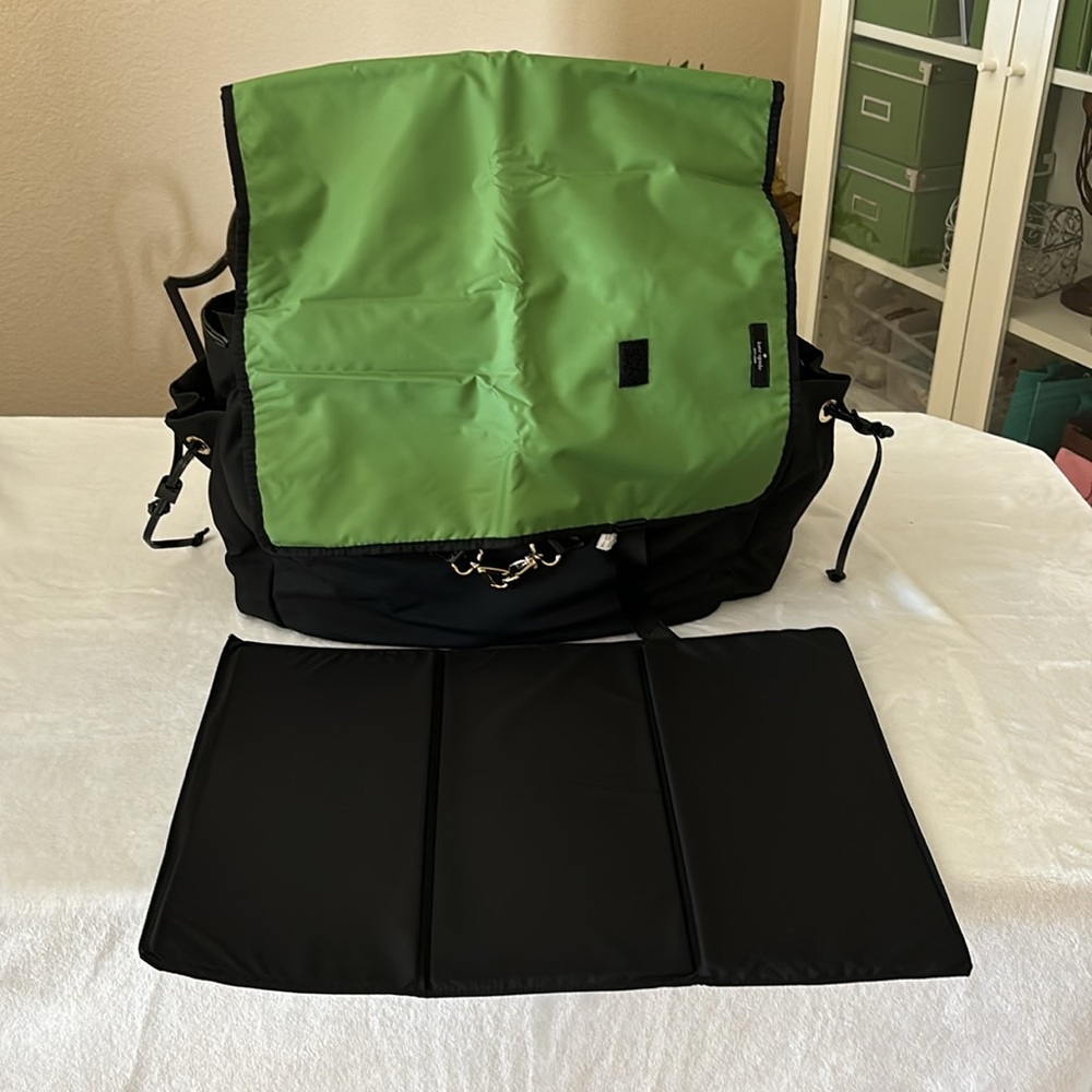 KATE SPADE ♠️ AUTHENTIC DIAPER BAG- BLACK WITH GOLD COLOR HARDWARE - Picture 15 of 17